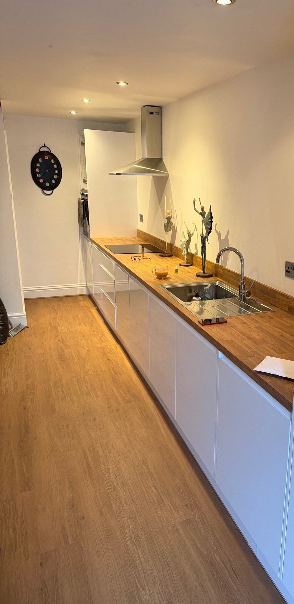Bespoke modern kitchen design and installation